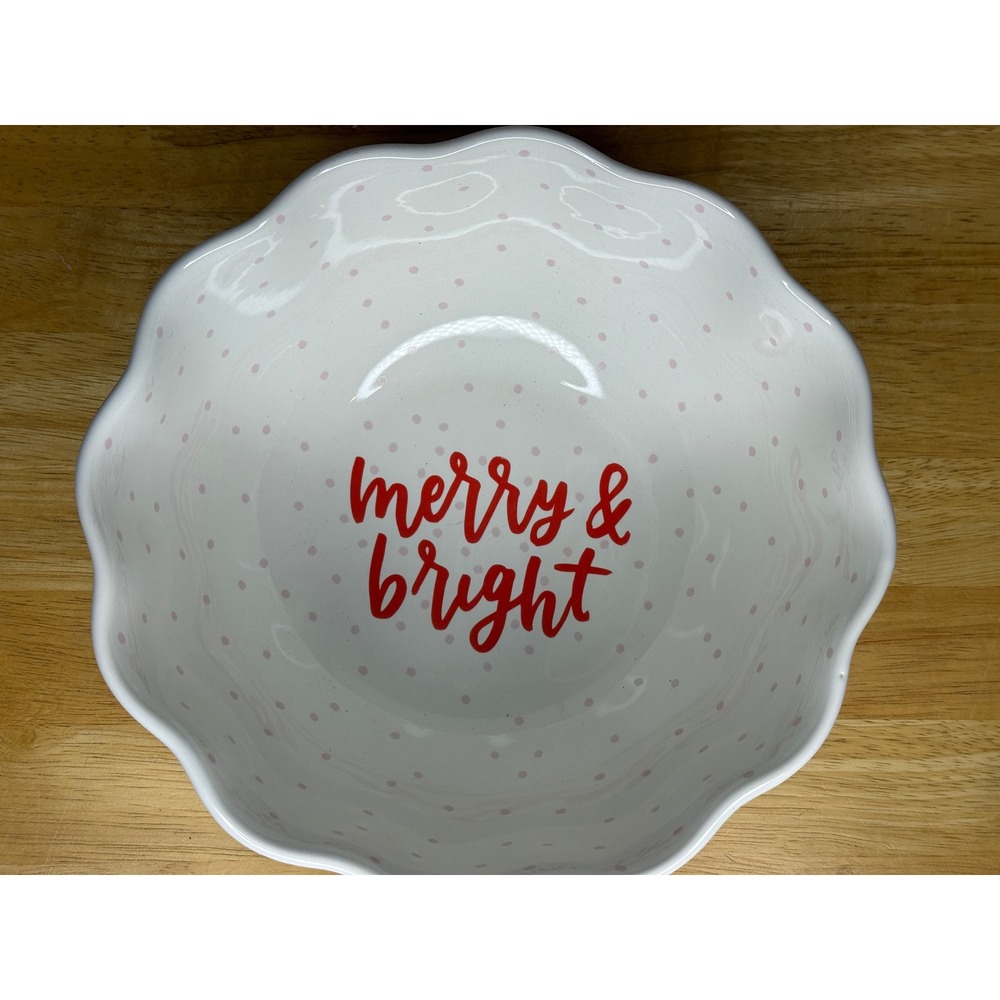 Opalhouse Merry & Bright‎ Christmas in the City Scalloped Stoneware Serving Bowl